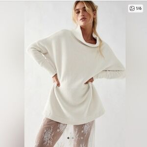 Free‎ People Oversize Ottoman White Turtleneck Sweater